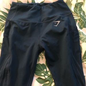 Gymshark full length leggings with mesh & pockets!